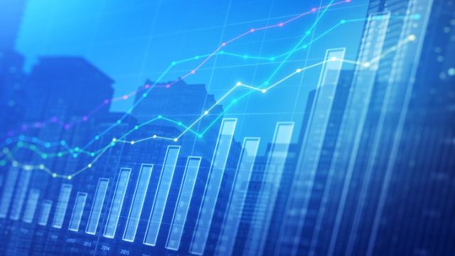 Wall Street Rally: Dow Climbs Amid Lower Treasury Yields