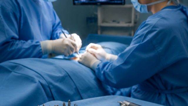 Emerging Trends in Surgical Burs: Insights for B2B Medical Sector
