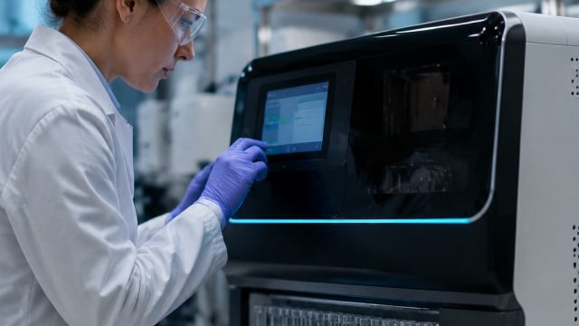 Illumina Reshapes Market Outlook Amid Valuation Concerns