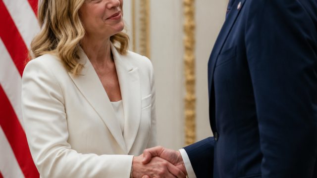 Giorgia Meloni Seeks Amicable Relations with Washington Amid Tensions