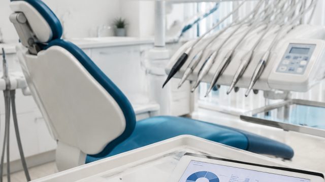 Analyzing the Dental Equipment Market: Key Insights for 2023
